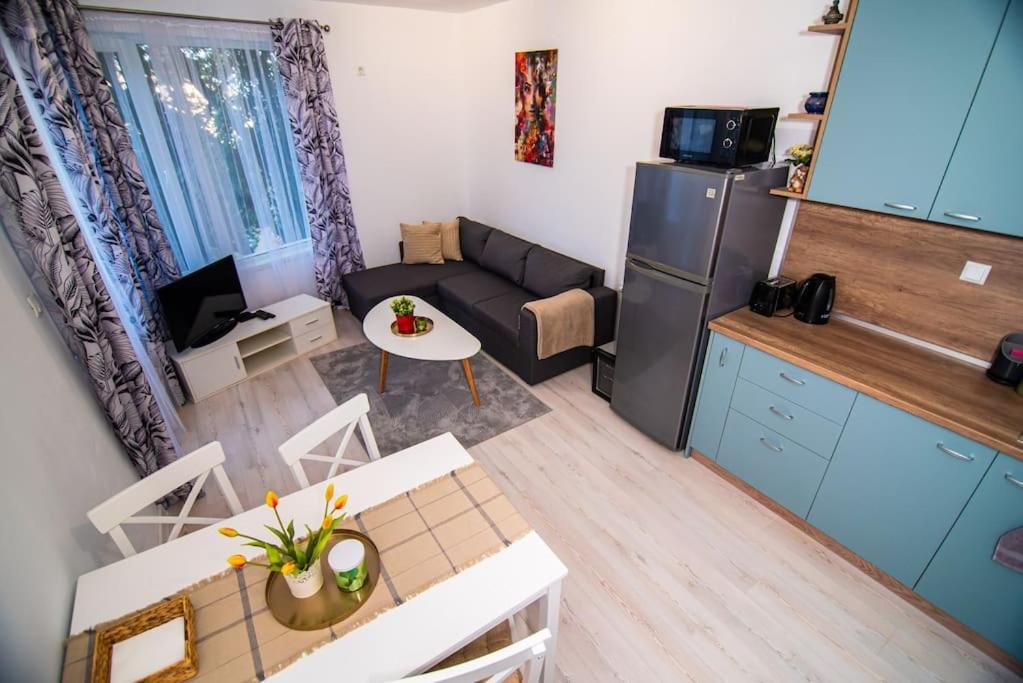 Appartamento Benny'S Flat Stara Zagora Esterno foto